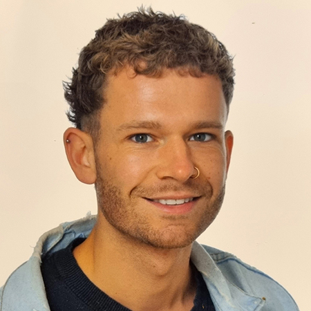 Portrait von Felix Lengner.
